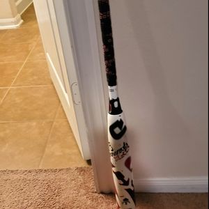 -10 32in 32oz Demarini Softball bat